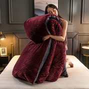 Soft Plush Fleece Blanket | Fluffy & Warm Comfort 2