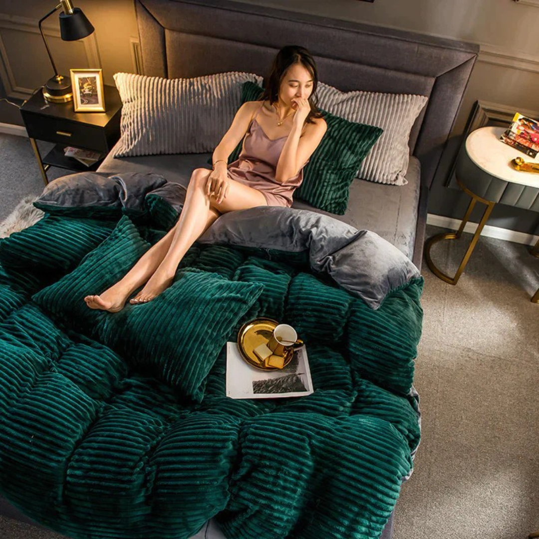 Soft Plush Fleece Blanket | Fluffy & Warm Comfort 9